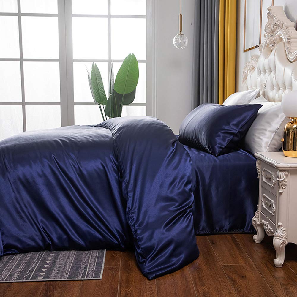 Luxury Silk Satin Comforter – 400 GSM Ultra-Soft, Breathable & Lightweight Quilt