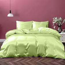 Luxury Silk Satin Comforter – 400 GSM Ultra-Soft, Breathable & Lightweight Quilt