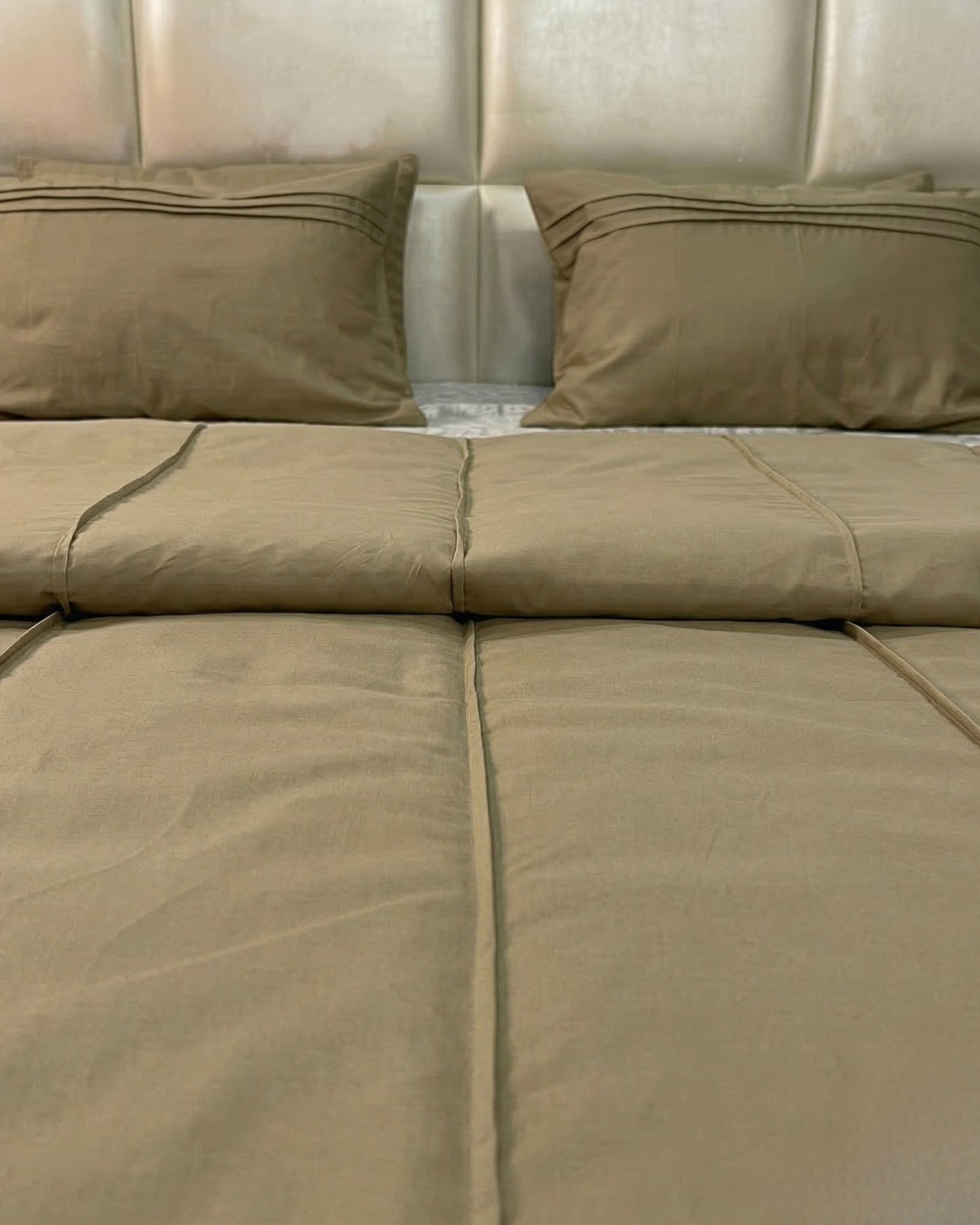 solid-taupe