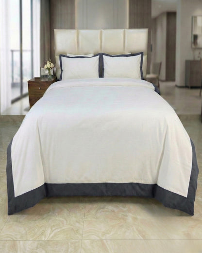 Signature Collection Luxury Border Duvet Cover Set – Hotel Style Premium 3 Piece Designer Bedding Set