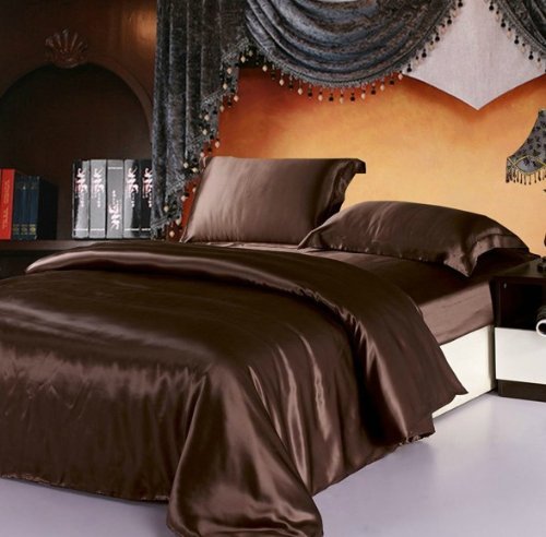 Luxury Silk Satin Comforter – 400 GSM Ultra-Soft, Breathable & Lightweight Quilt