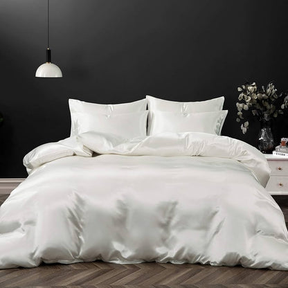 Luxury Silk Satin Comforter – 400 GSM Ultra-Soft, Breathable & Lightweight Quilt